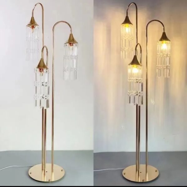 3 Pendant Standing Chandlier